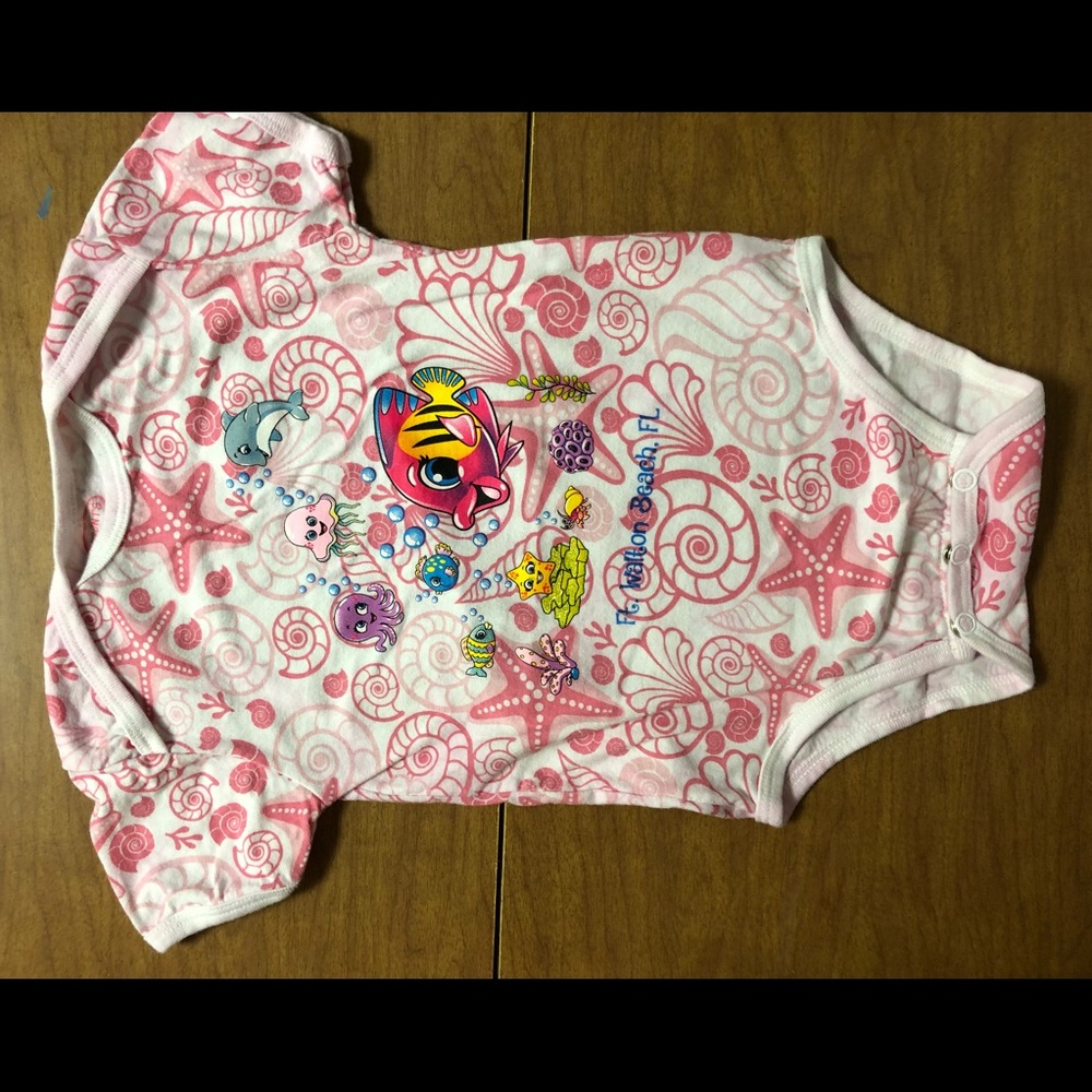3/$15 Sz 24M Ft Walton Beach FL Fish Onsie NWOT